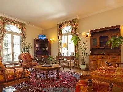 Continental Hotel 3*